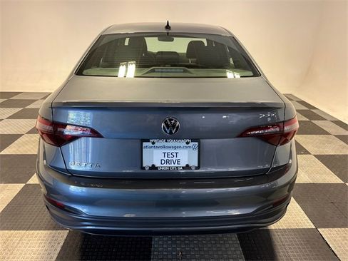 Certified 2024 Volkswagen Jetta Sport image 4