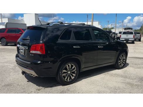 Used 2013 Kia Sorento SX FWD image 8