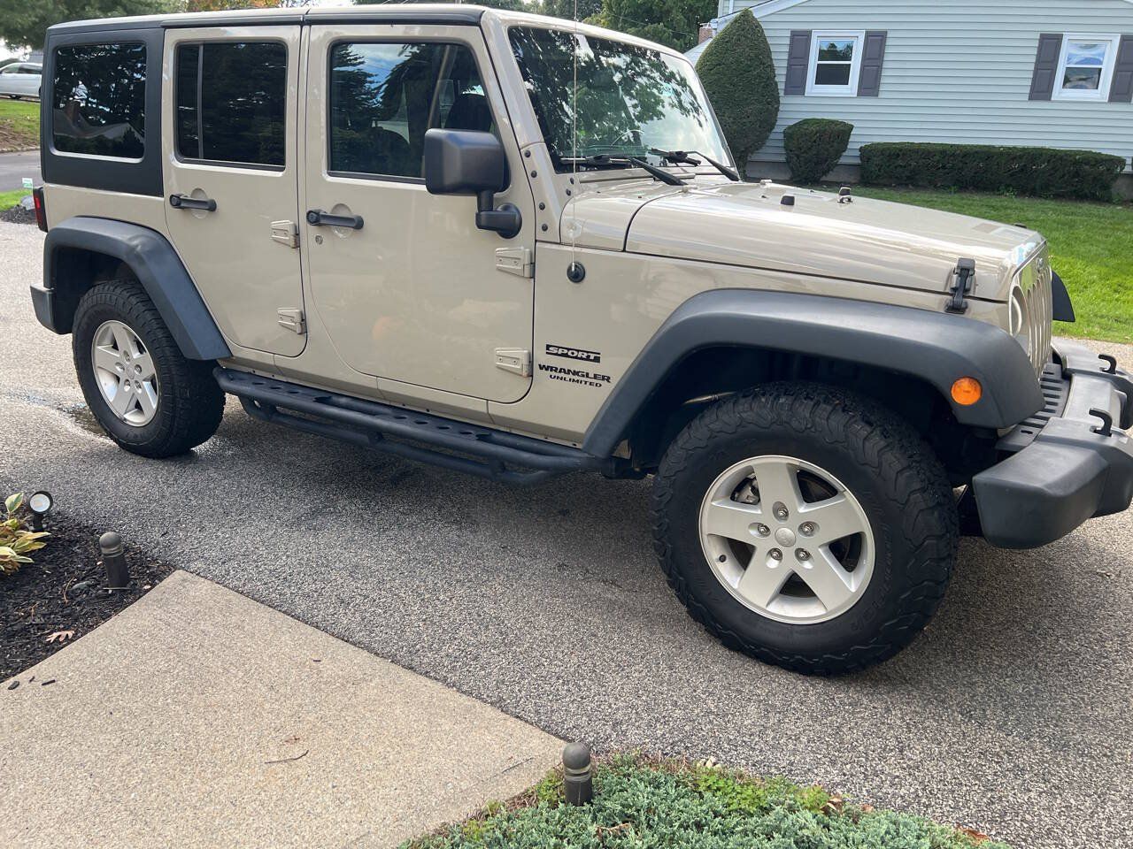 Used 2017 Jeep Wrangler Unlimited Sport w/ Quick Order Package 24S AWD/4WD image 3