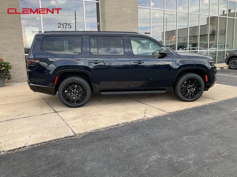 New 2025 Jeep Wagoneer Series II w/ Premium Group I image 4