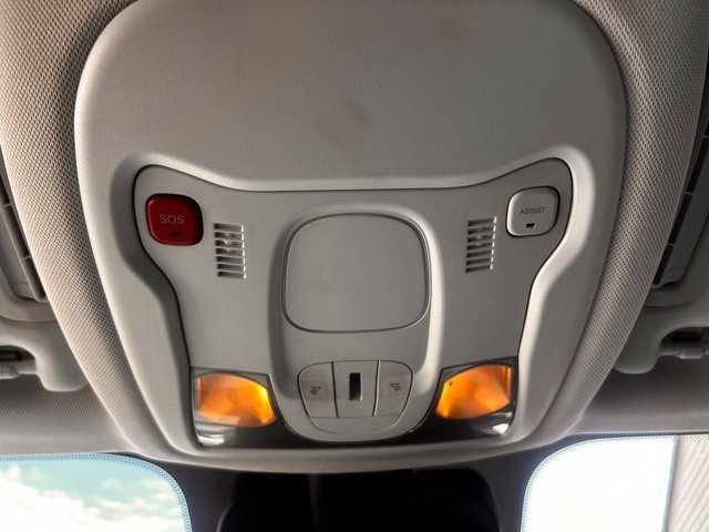 Used 2023 Jeep Renegade Latitude AWD/4WD image 27