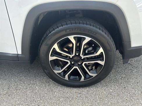 Used 2022 Jeep Compass Limited AWD/4WD image 9