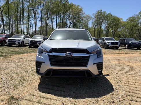 New 2026 Subaru Ascent Limited AWD/4WD image 2