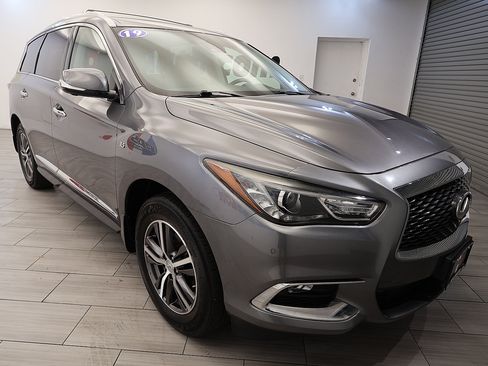 Used 2019 INFINITI QX60 Luxe w/ Essential Package AWD/4WD image 7