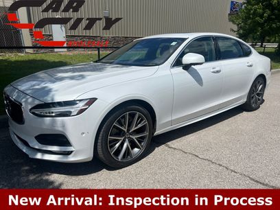 Used 2019 Volvo S90 T6 Momentum