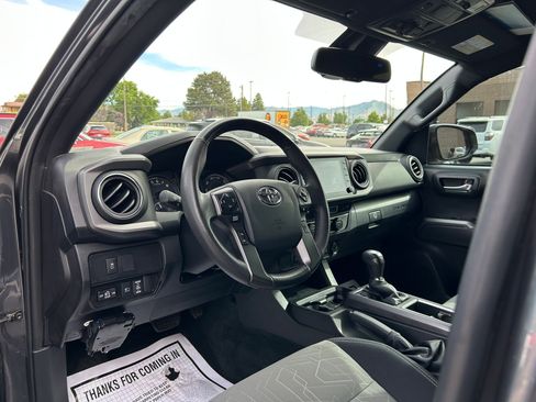 Used 2023 Toyota Tacoma TRD Off-Road AWD/4WD image 11