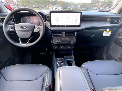 New 2025 Ford Maverick Lobo image 5