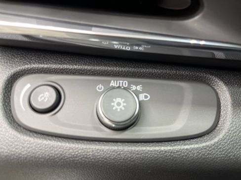New 2026 Buick Envista Sport Touring w/ Convenience I Package FWD image 10