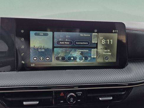Certified 2025 Nissan Kicks SR FWD image 25