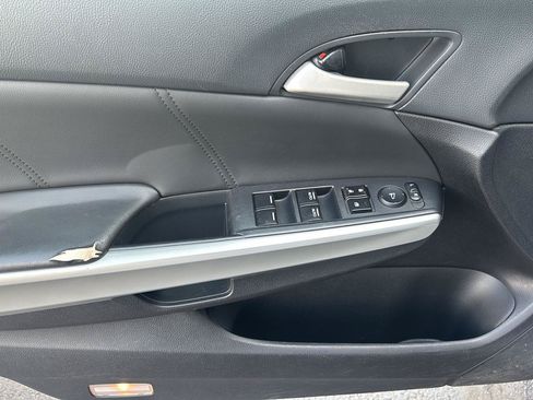 Used 2009 Honda Accord EX-L image 4