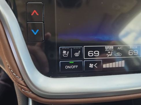 Certified 2021 Subaru Outback Touring XT AWD/4WD image 19