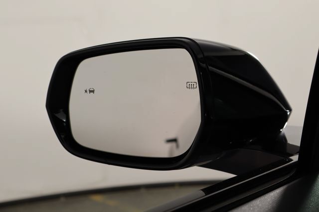 Used 2024 Cadillac Lyriq Tech AWD/4WD image 35