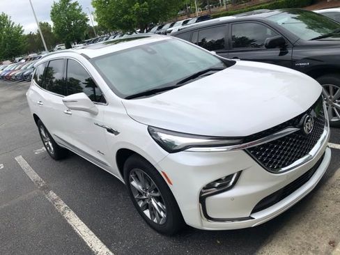 Used 2024 Buick Enclave Avenir w/ Avenir Technology Package FWD image 3