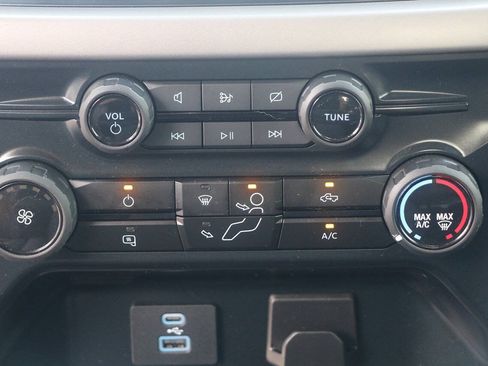 Used 2024 Ford F150 XL AWD/4WD image 26