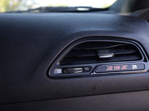 Used 2022 Dodge Challenger R/T Scat Pack RWD image 34