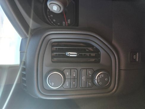 Used 2026 Chevrolet Silverado 1500 W/T w/ WT Value Package image 12