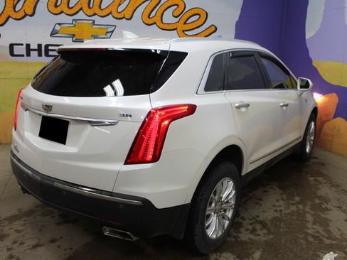 Used 2018 Cadillac XT5 AWD image 8