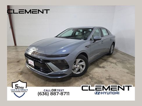 Certified 2025 Hyundai Sonata SE image 1