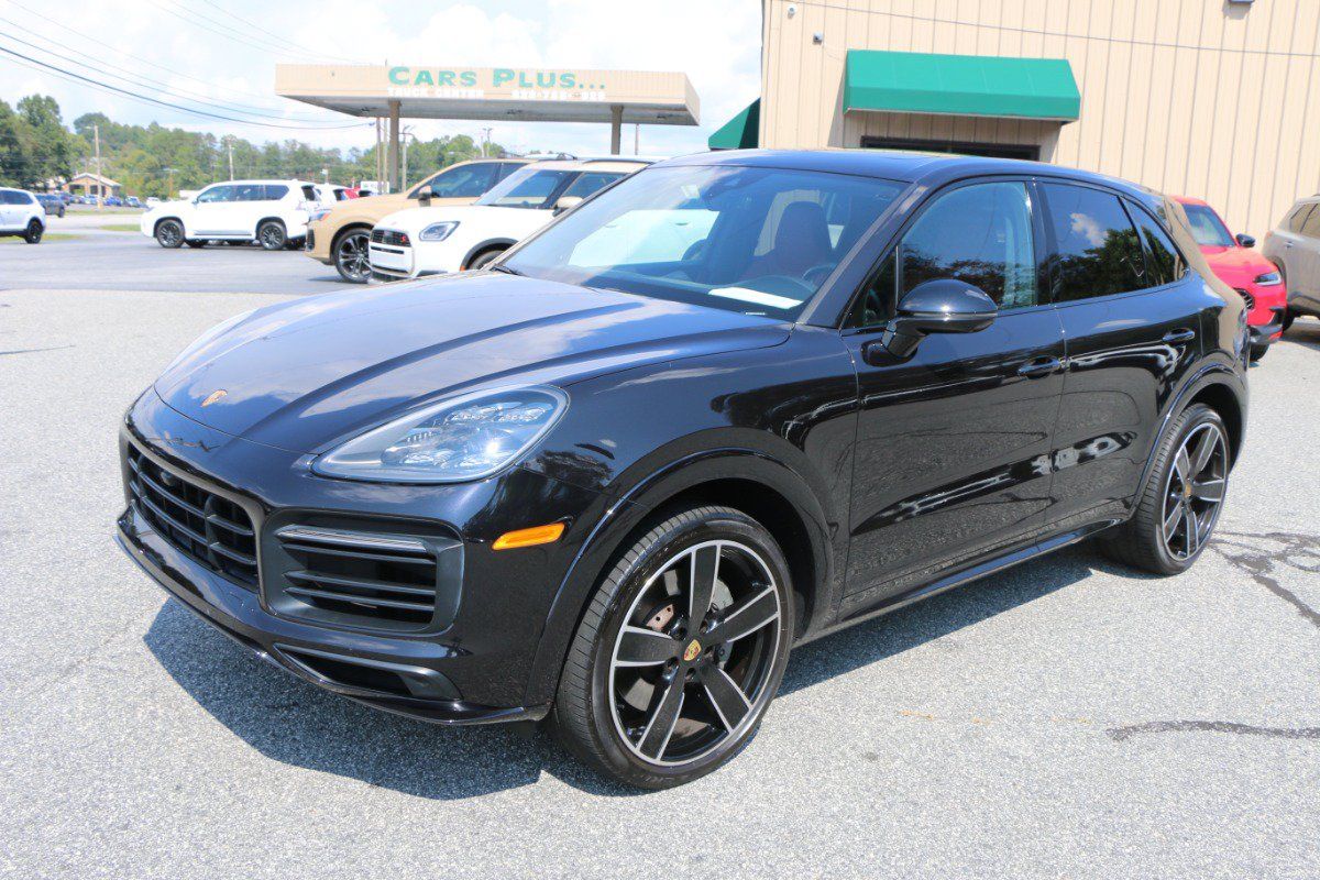 Used 2019 Porsche Cayenne S AWD/4WD image 1