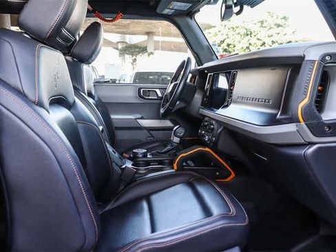 Used 2021 Ford Bronco Badlands image 17