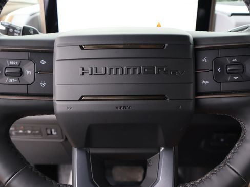 Used 2025 GMC Hummer EV 2X AWD/4WD image 19