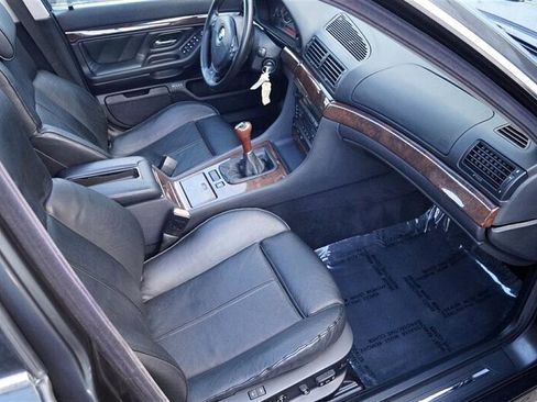 Used 1998 BMW 735i image 12