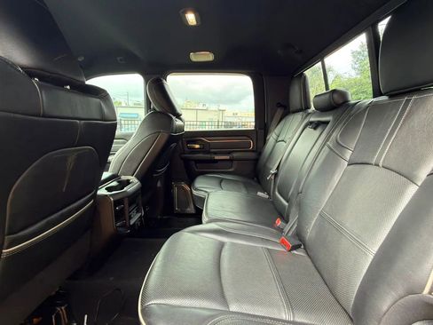 Used 2019 RAM 2500 Limited AWD/4WD image 36