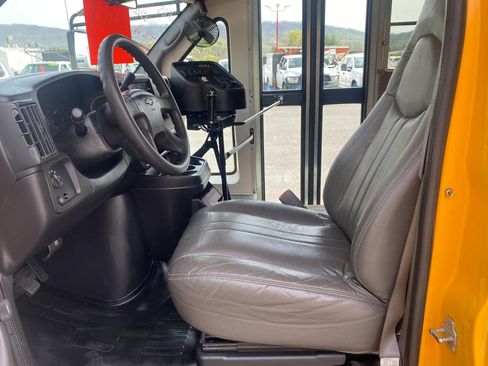 Used 2005 Chevrolet Express 3500 w/ School Bus Package image 8