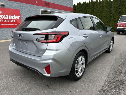 Used 2024 Subaru Impreza 2.0i image 3