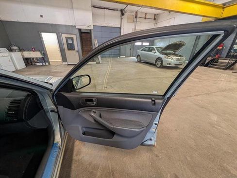 Used 2004 Honda Civic Hybrid Sedan image 30