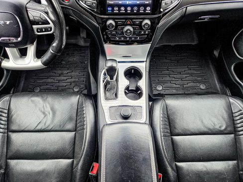 Used 2020 Jeep Grand Cherokee SRT image 39