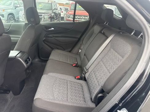 Used 2024 Chevrolet Equinox LT FWD image 28