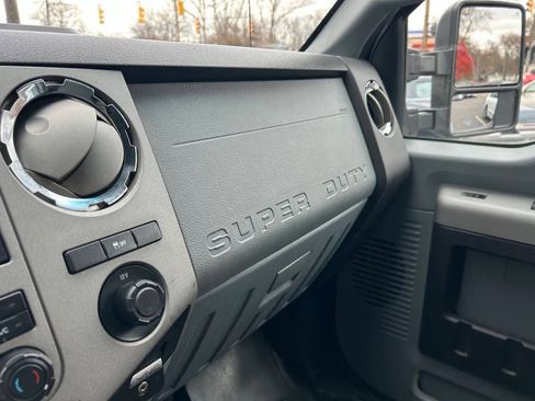 Used 2016 Ford F250 XLT AWD/4WD image 13