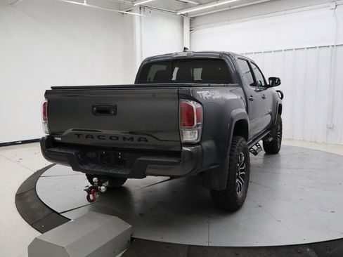 Used 2021 Toyota Tacoma TRD Sport image 4
