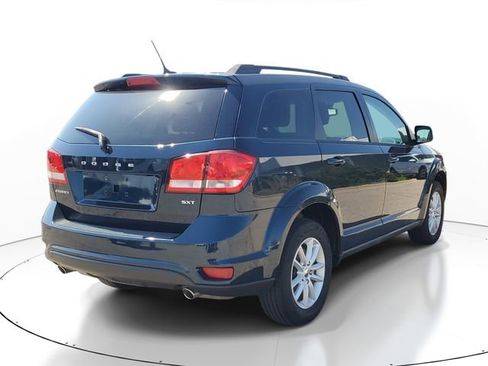 Used 2013 Dodge Journey SXT w/ Flexible Seating Group FWD image 4