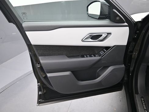 New 2026 Land Rover Range Rover Velar S image 18