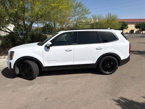 Used 2022 Kia Telluride EX w/ EX Premium Package AWD/4WD image 3