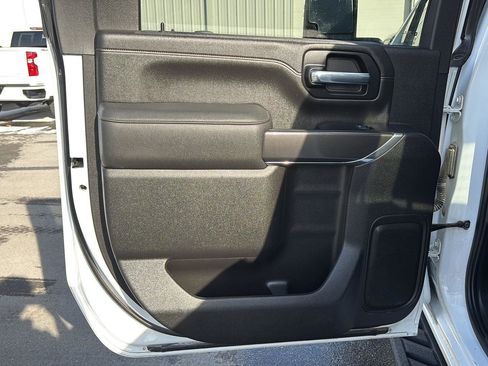 Used 2023 GMC Sierra 2500 AT4 w/ AT4 Premium Plus Package image 18