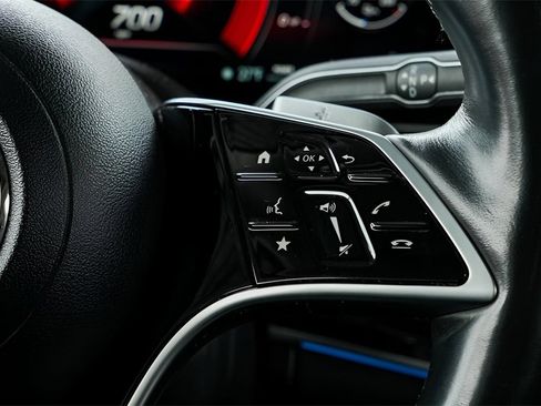 Used 2024 Mercedes-Benz GLS 450 GLS 450 image 33