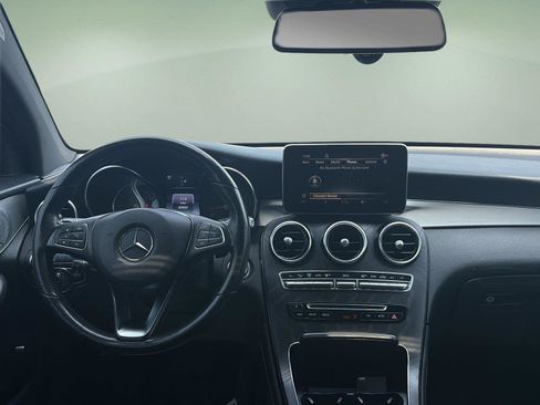 Used 2019 Mercedes-Benz GLC 300 4MATIC Coupe w/ Multimedia Package image 6