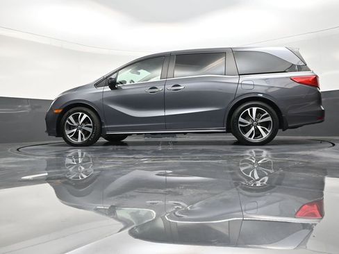 Used 2021 Honda Odyssey Touring image 21