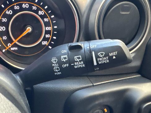 Used 2021 Jeep Wrangler Sport image 27