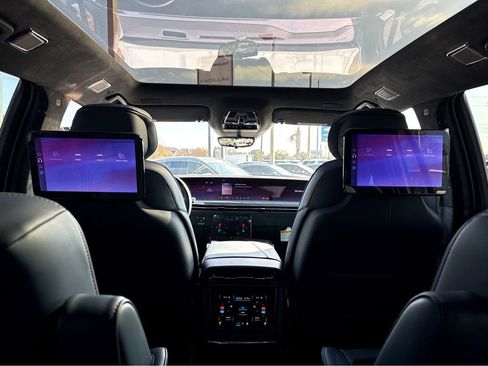 New 2025 Cadillac Escalade IQ Luxury 2 AWD/4WD image 27
