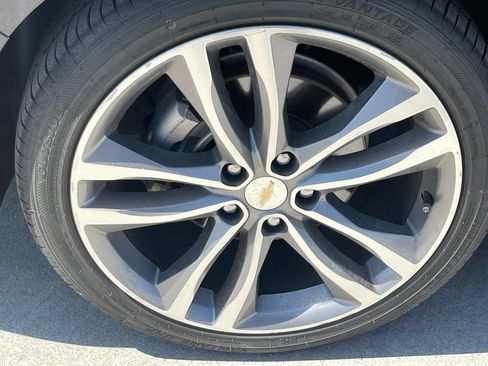 Used 2023 Chevrolet Malibu LT FWD image 7