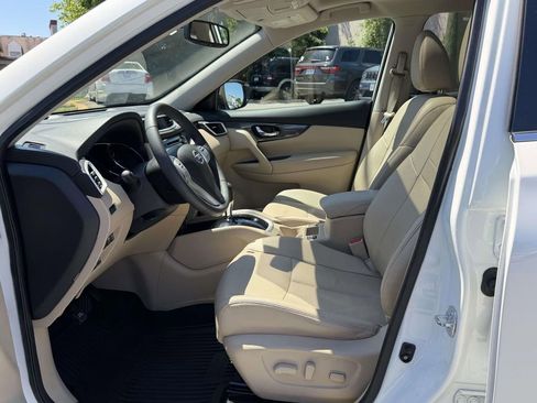Used 2016 Nissan Rogue SL w/ SL Premium Package AWD/4WD image 16