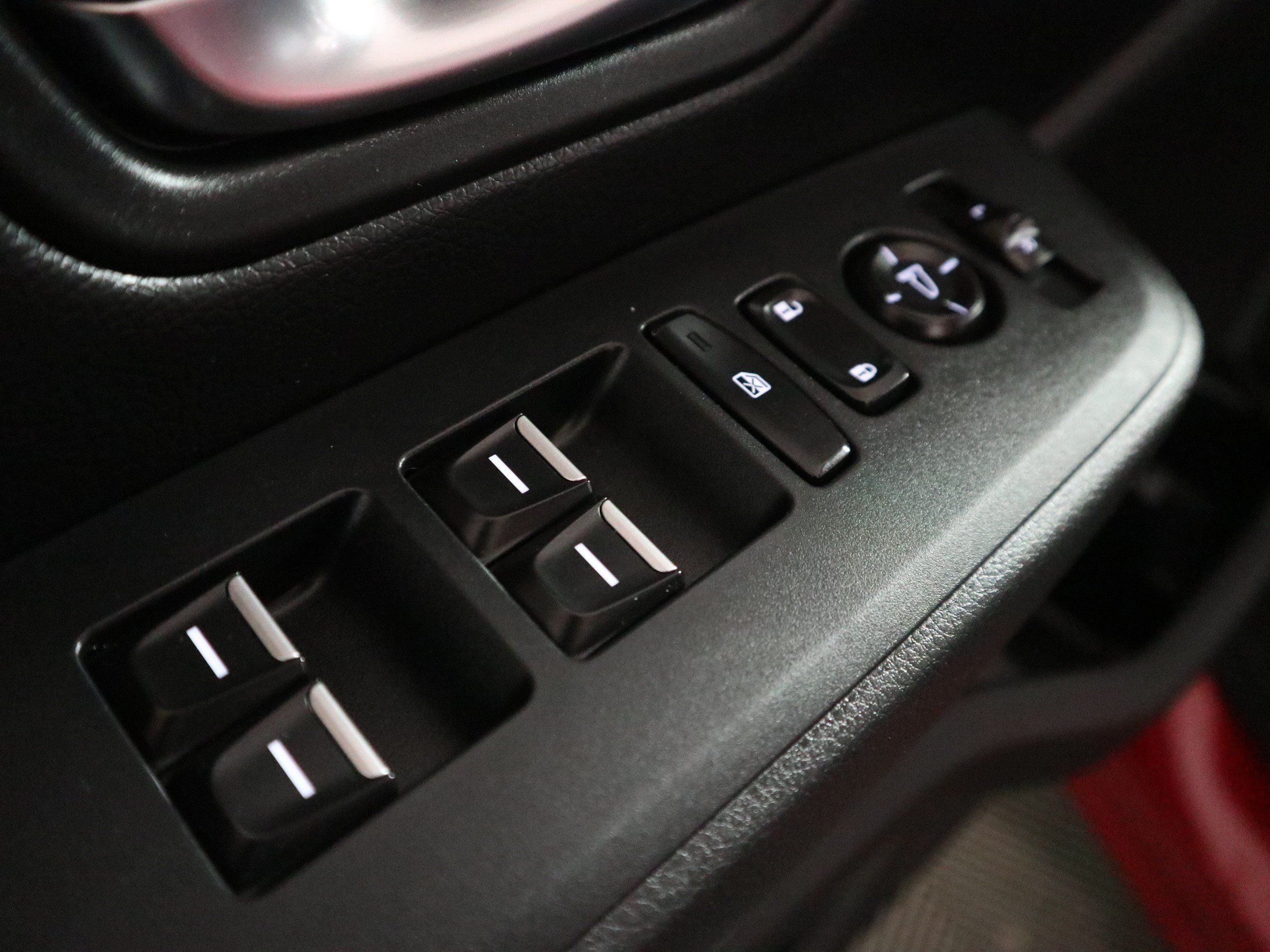 Used 2025 Honda Pilot EX-L image 35