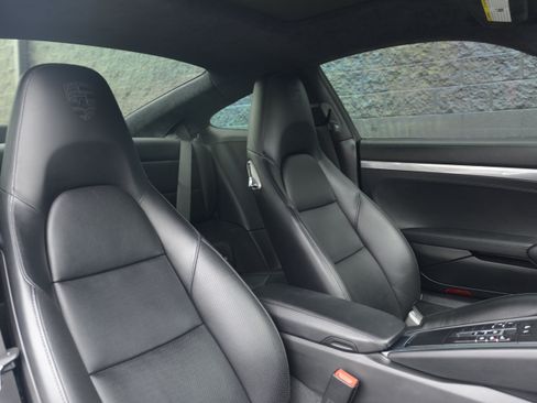 Certified 2018 Porsche 911 Carrera 4S AWD/4WD image 26