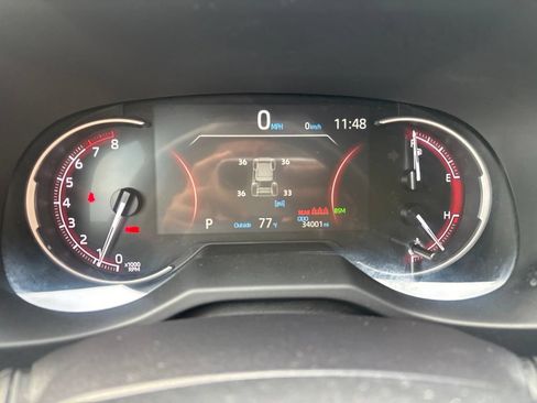 Used 2025 Toyota RAV4 XLE AWD/4WD image 19