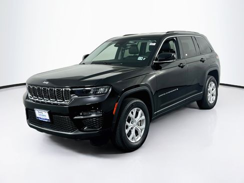 Used 2023 Jeep Grand Cherokee Limited AWD/4WD image 1