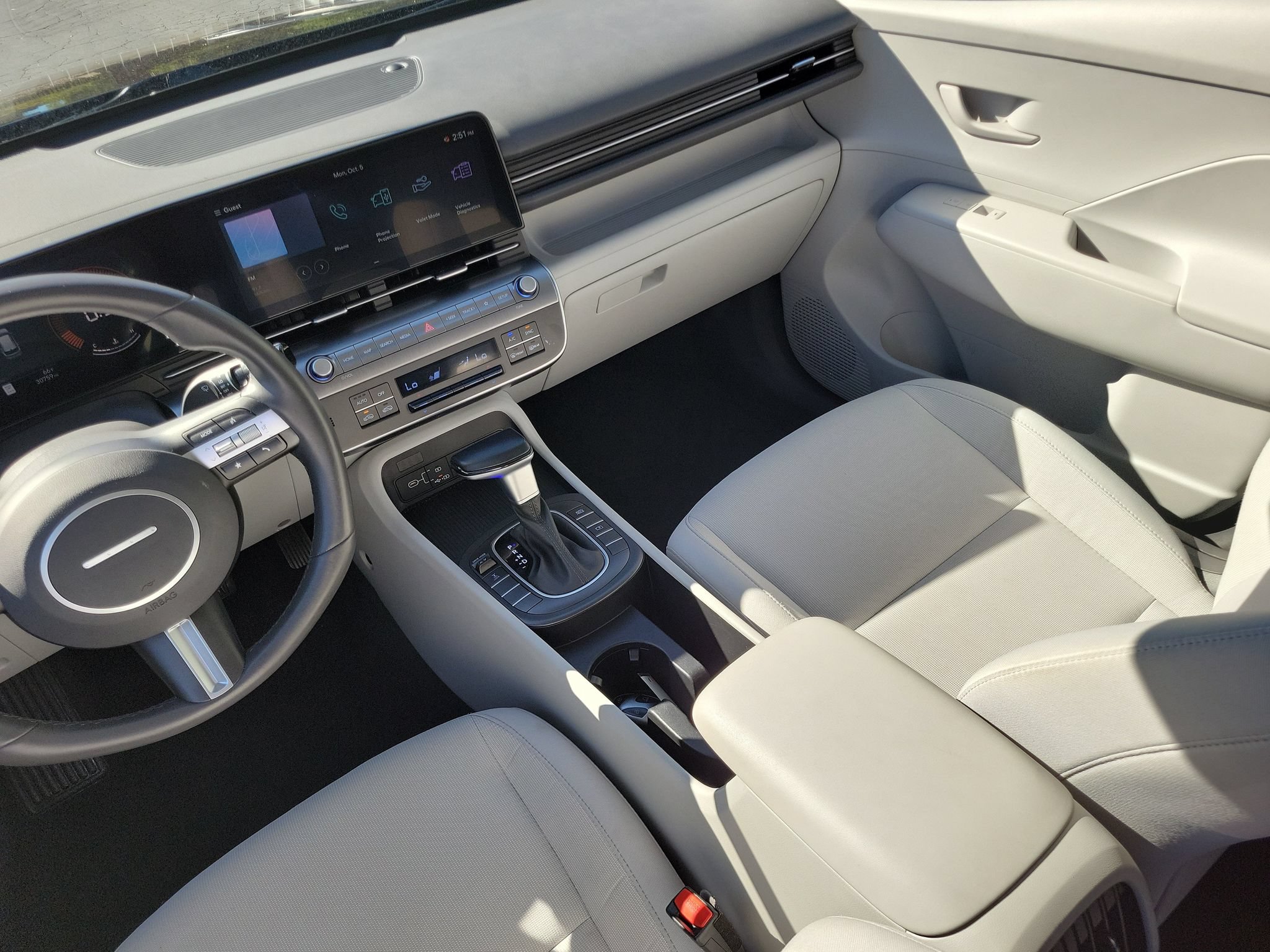 Used 2025 Hyundai Kona SEL AWD/4WD image 27